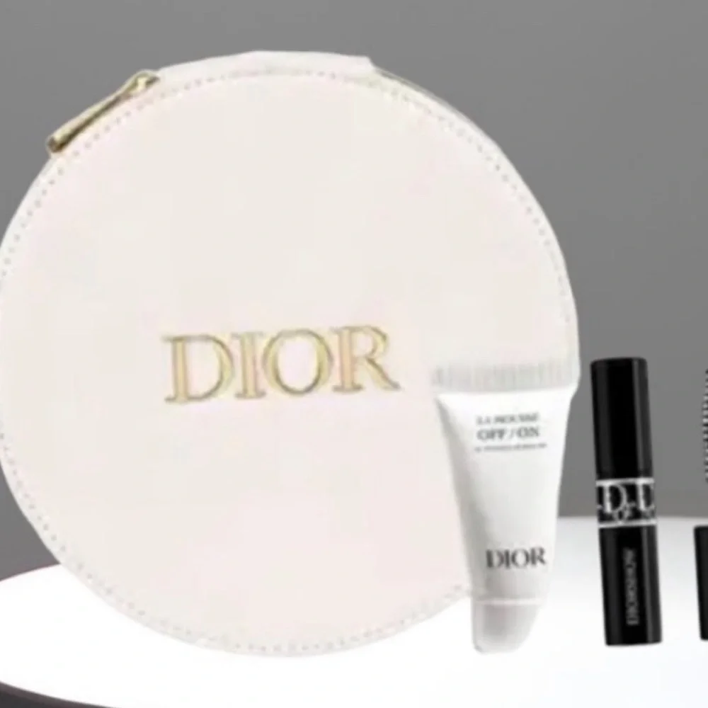 Dior Linen Pouch/Cosmetics Bag Round Box Gift Set